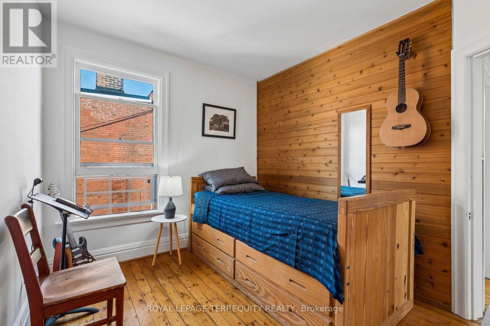 2 Wright Avenue, Toronto, Ontario  M6R 1K8 - Photo 22 - W13785044