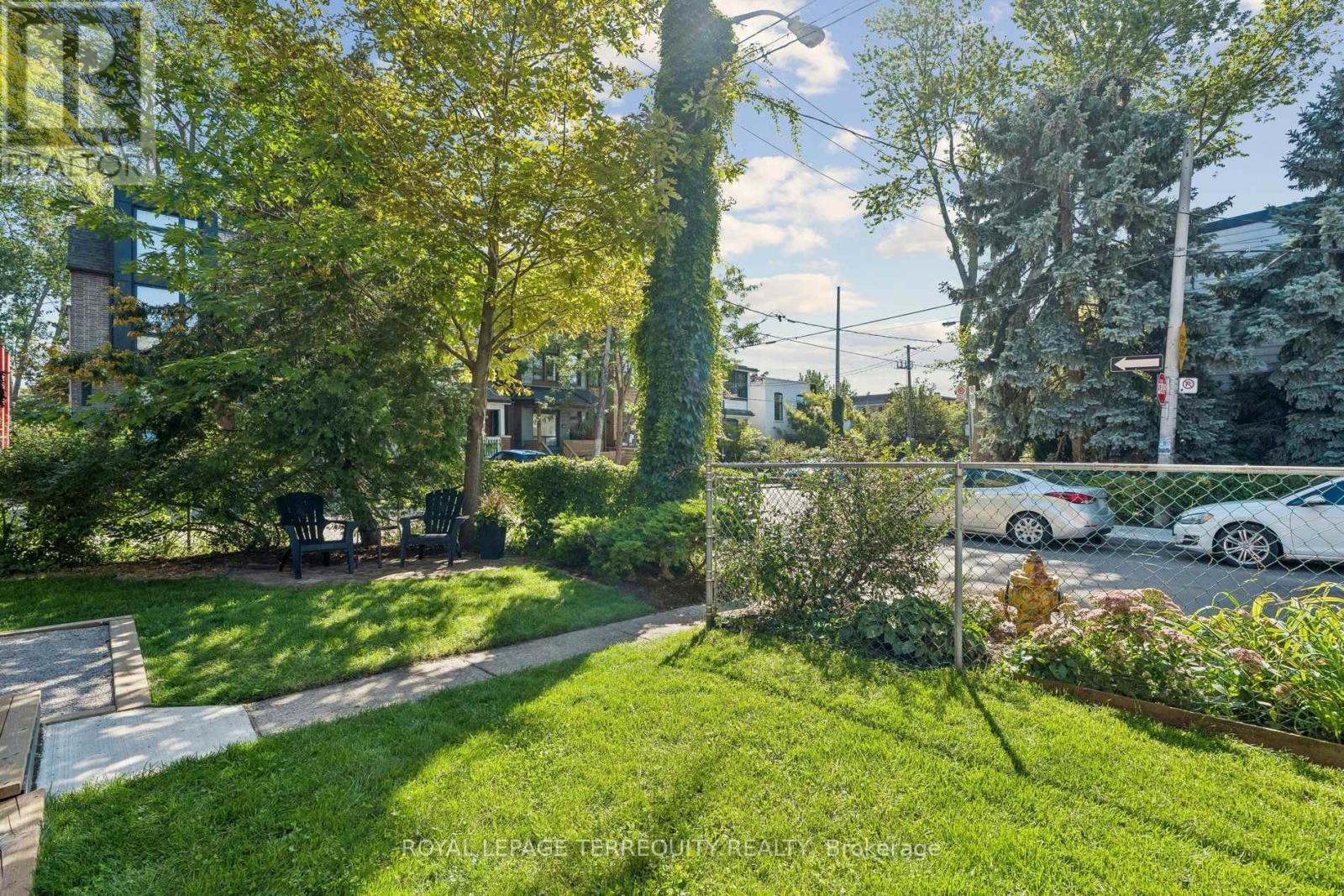 2 Wright Avenue, Toronto, Ontario  M6R 1K8 - Photo 35 - W13785044