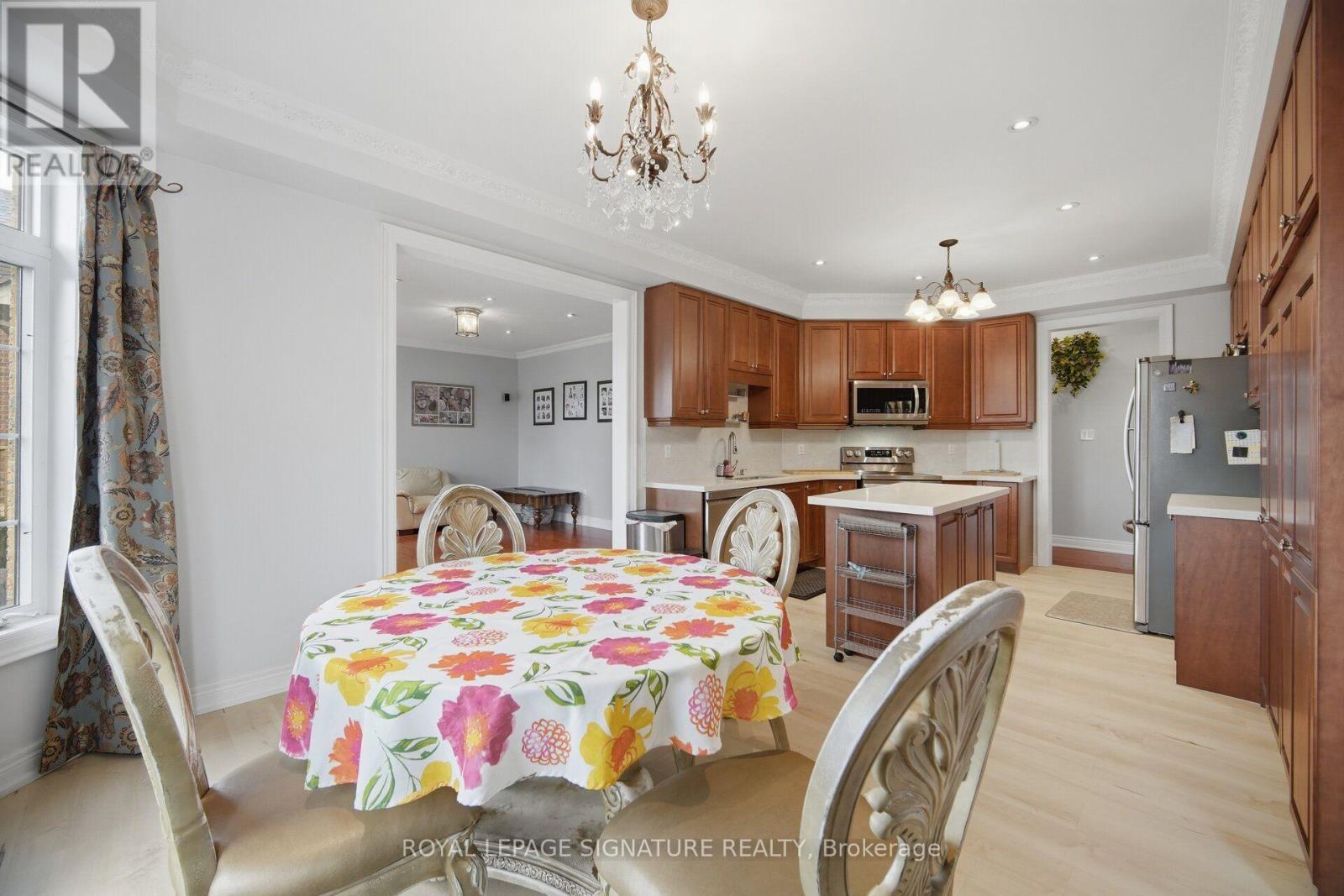 1 - 29 Huntspoint Drive, Brampton, Ontario  L6P 2E5 - Photo 12 - W13785110