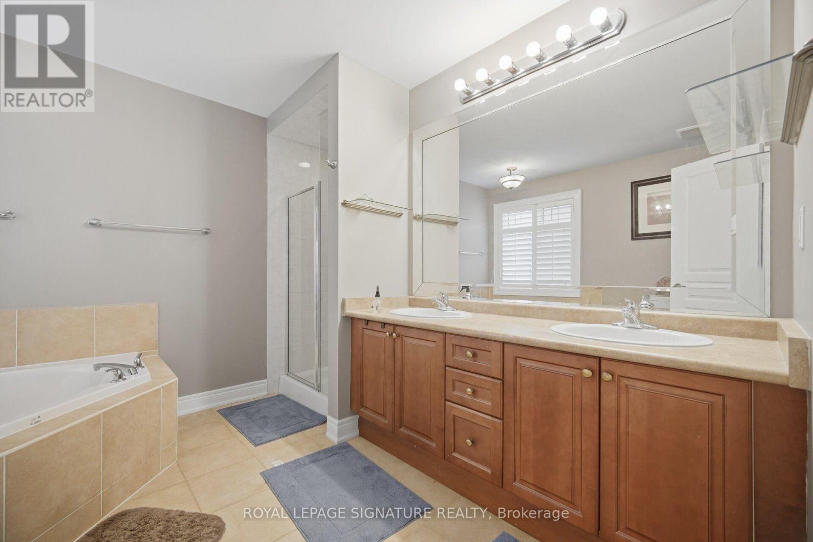 1 - 29 Huntspoint Drive, Brampton, Ontario  L6P 2E5 - Photo 32 - W13785110