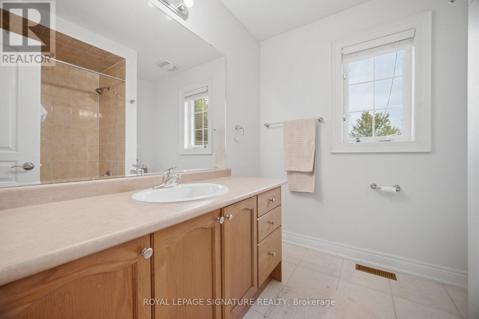 1 - 29 Huntspoint Drive, Brampton, Ontario  L6P 2E5 - Photo 43 - W13785110