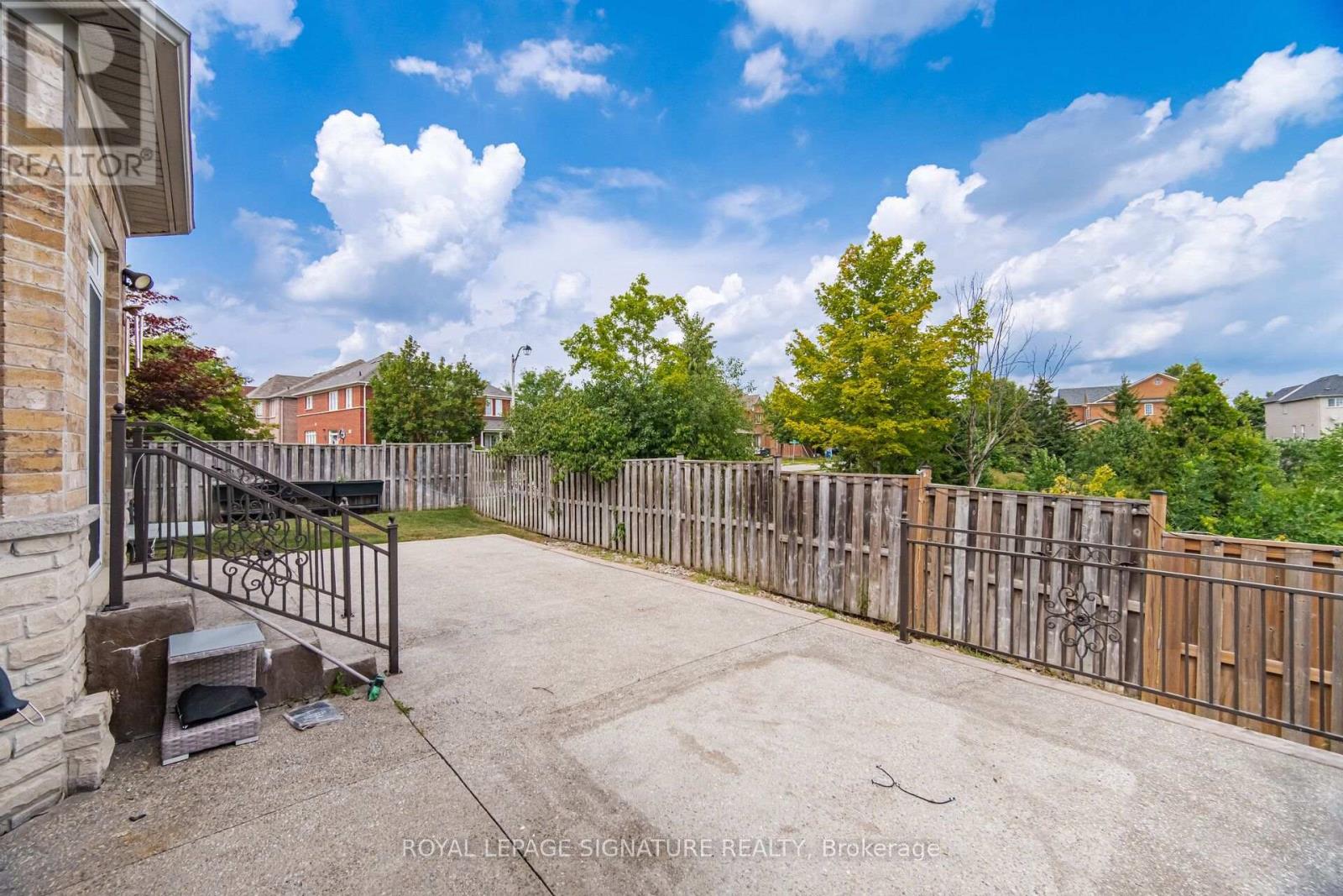 1 - 29 Huntspoint Drive, Brampton, Ontario  L6P 2E5 - Photo 45 - W13785110