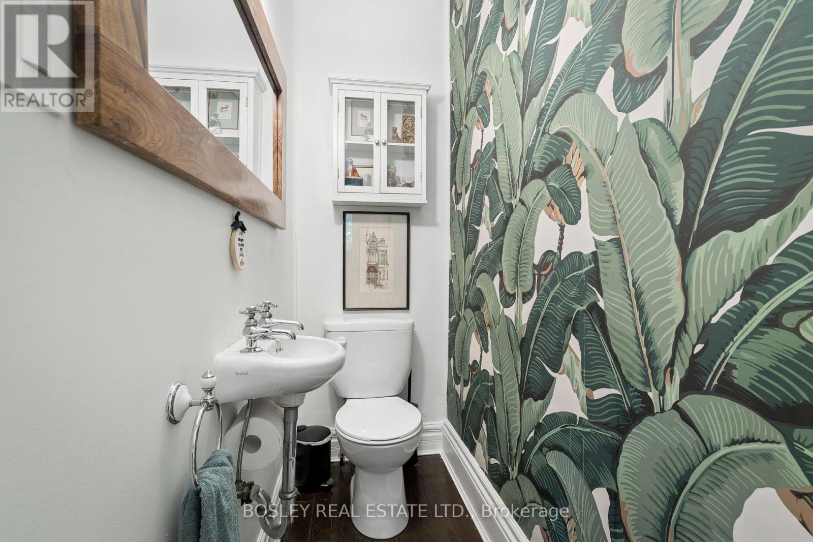 48 Galley Avenue, Toronto, Ontario  M6R 1G8 - Photo 13 - W13785126