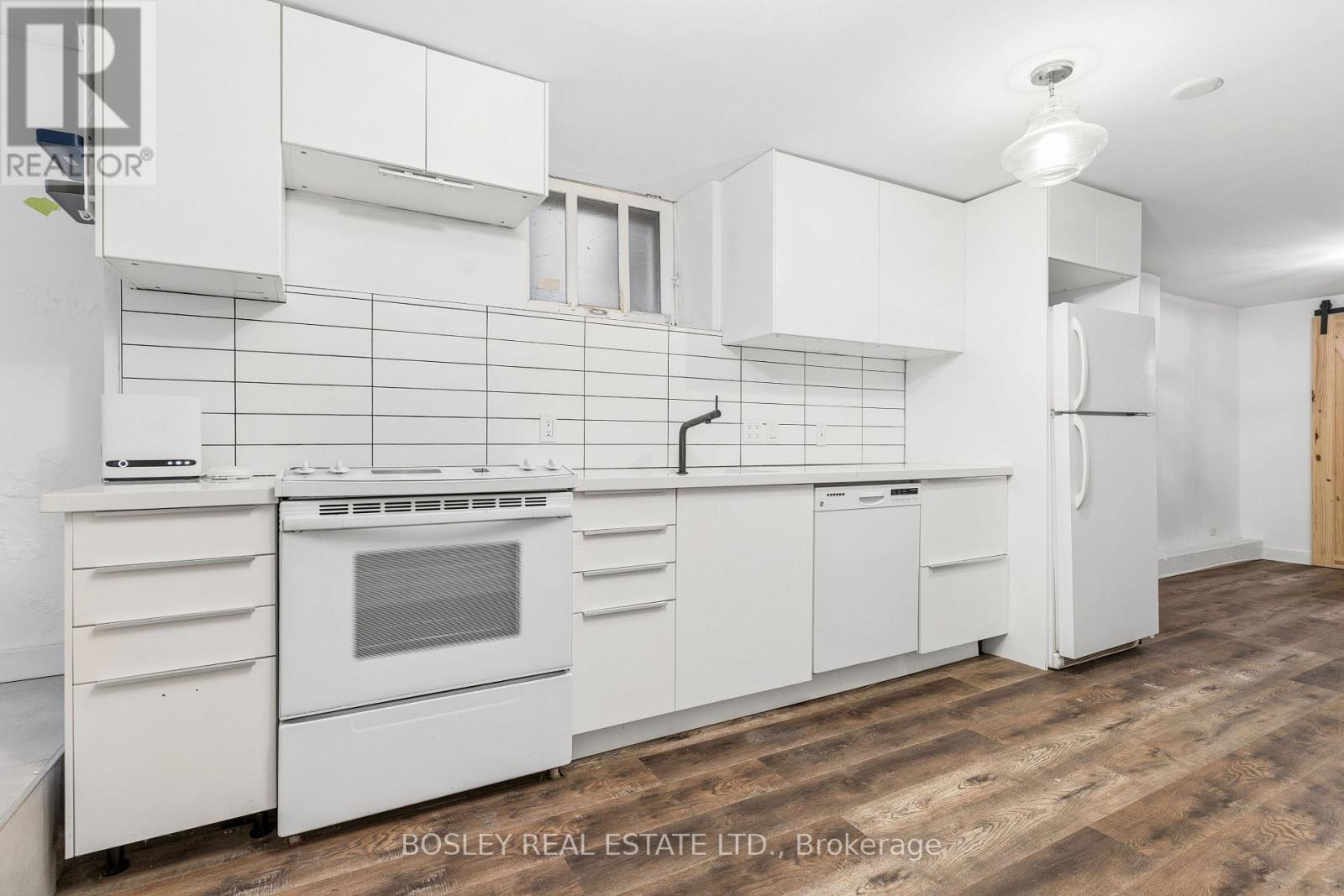 48 Galley Avenue, Toronto, Ontario  M6R 1G8 - Photo 40 - W13785126