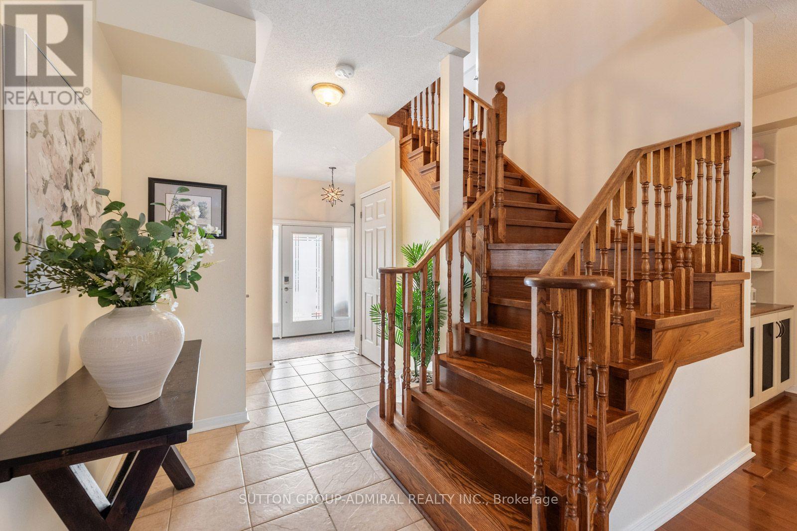 96 Niagara Trail, Halton Hills, Ontario  L7G 0A8 - Photo 6 - W13785158