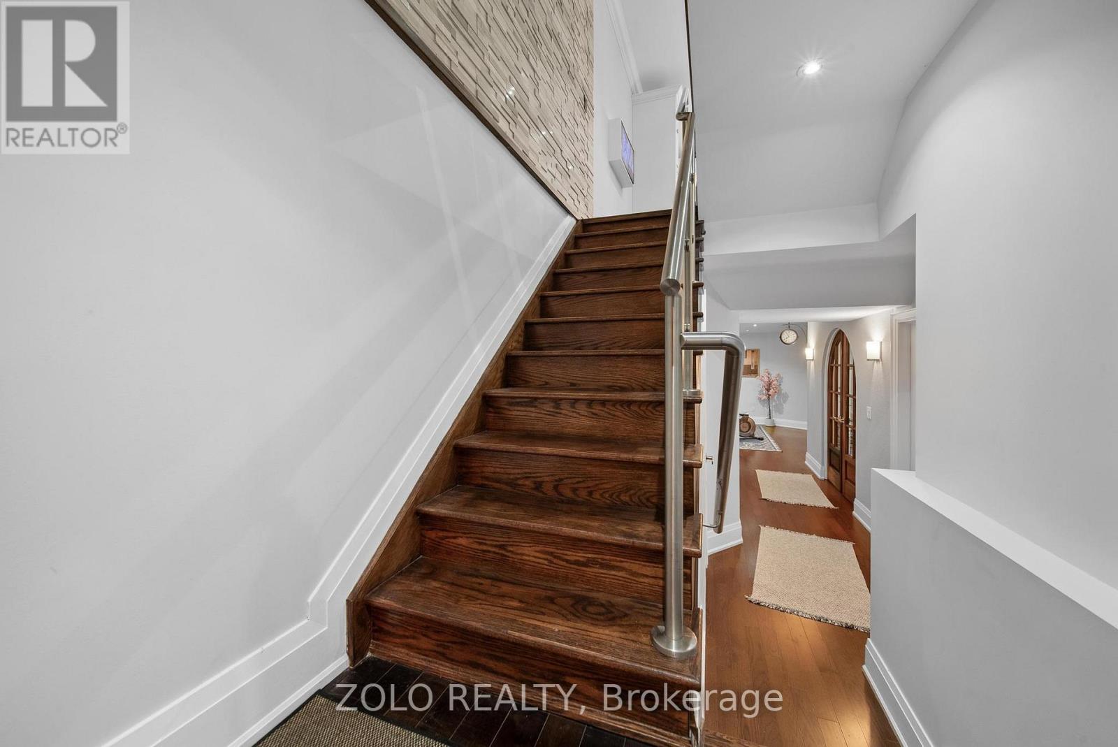 168a Lake Promenade, Toronto, Ontario  M8W 1A7 - Photo 41 - W13785164