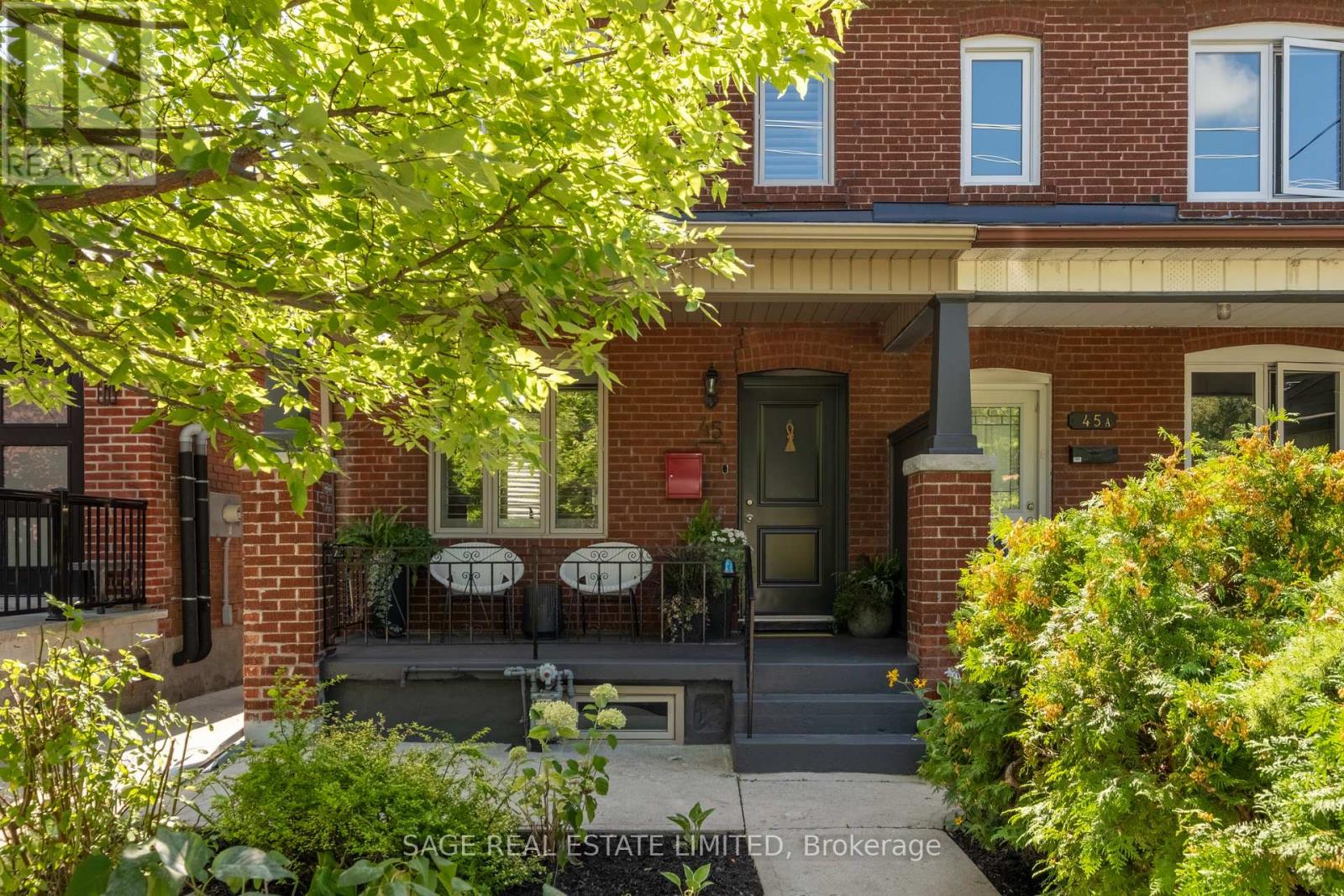 45 AUBURN AVENUE, Toronto, Ontario