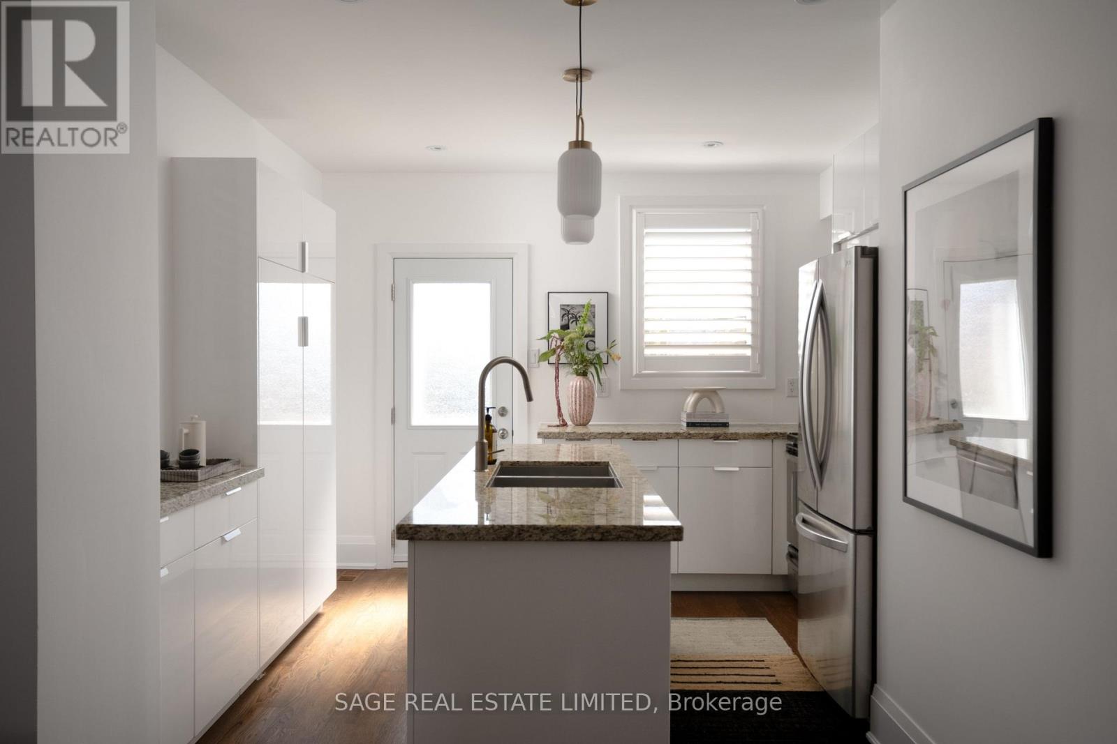 45 Auburn Avenue, Toronto, Ontario  M6H 2L6 - Photo 10 - W13785166