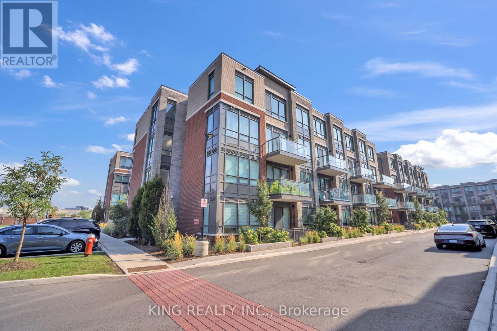 337 - 85 Attmar Drive, Brampton, Ontario L6P 0Y6 - Photo 2 - W13785168