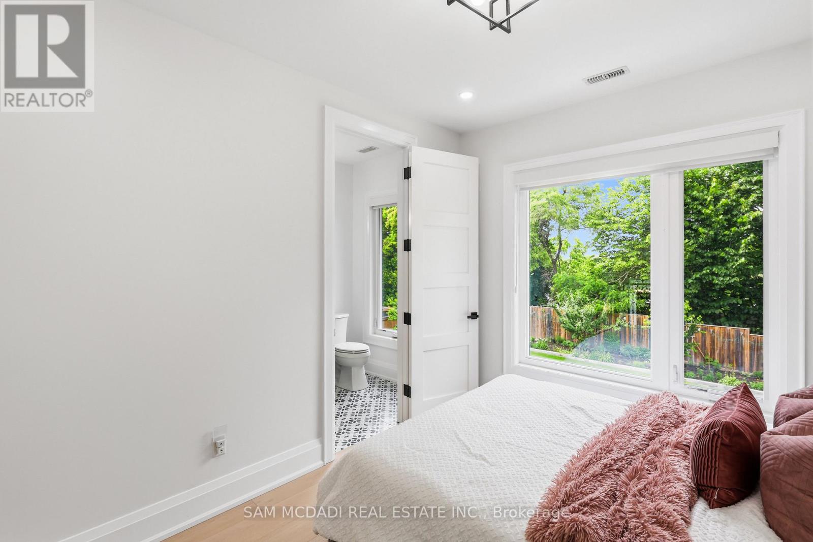1750 Lincolnshire Boulevard, Mississauga, Ontario  L5E 2S7 - Photo 31 - W13785256