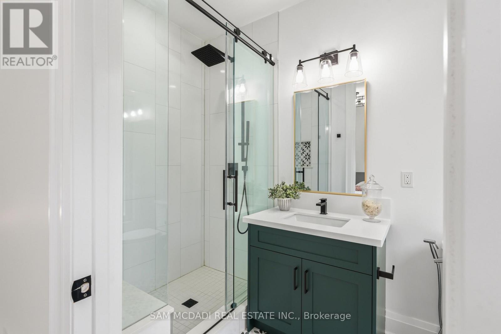 1750 Lincolnshire Boulevard, Mississauga, Ontario  L5E 2S7 - Photo 33 - W13785256