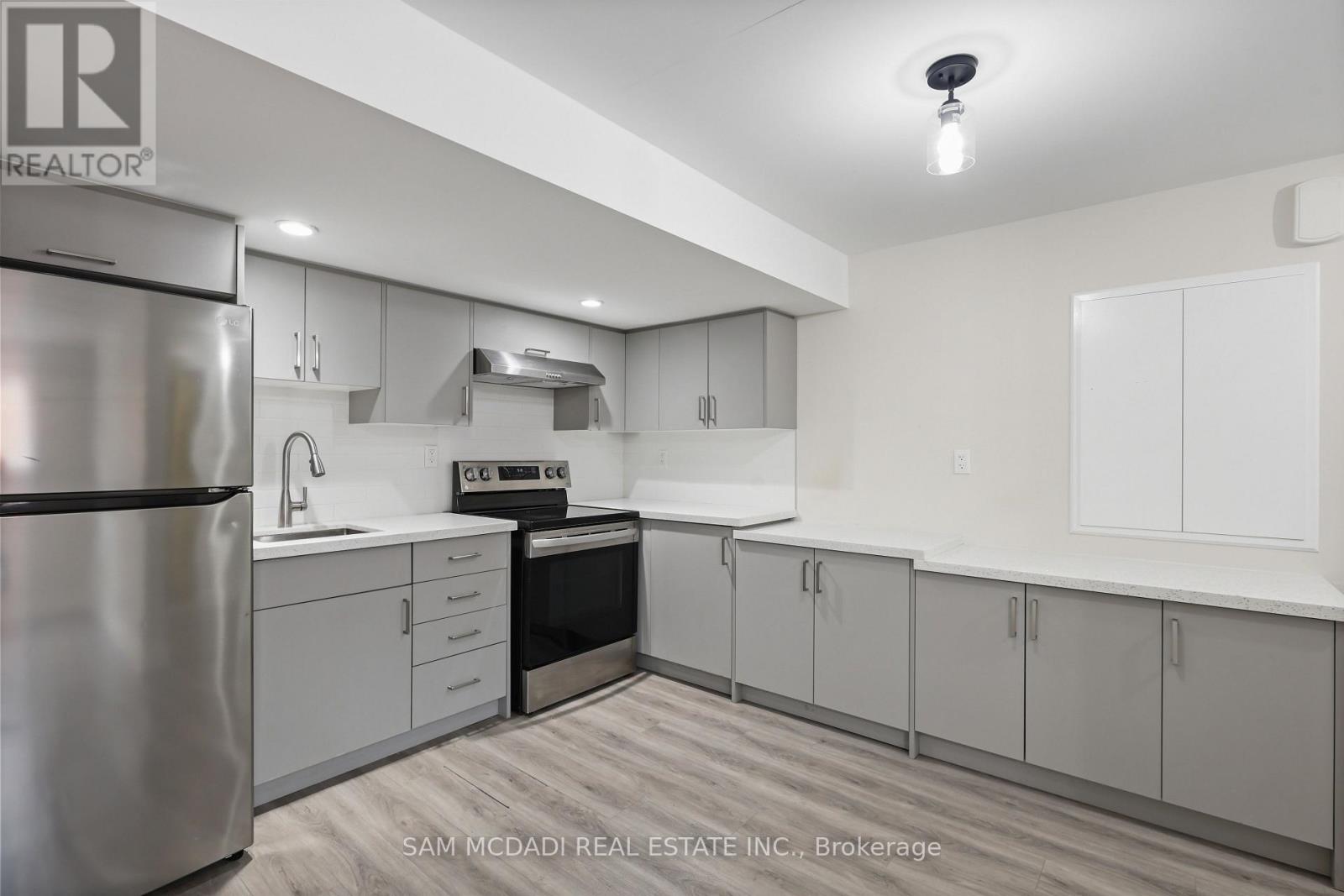 1750 Lincolnshire Boulevard, Mississauga, Ontario  L5E 2S7 - Photo 41 - W13785256