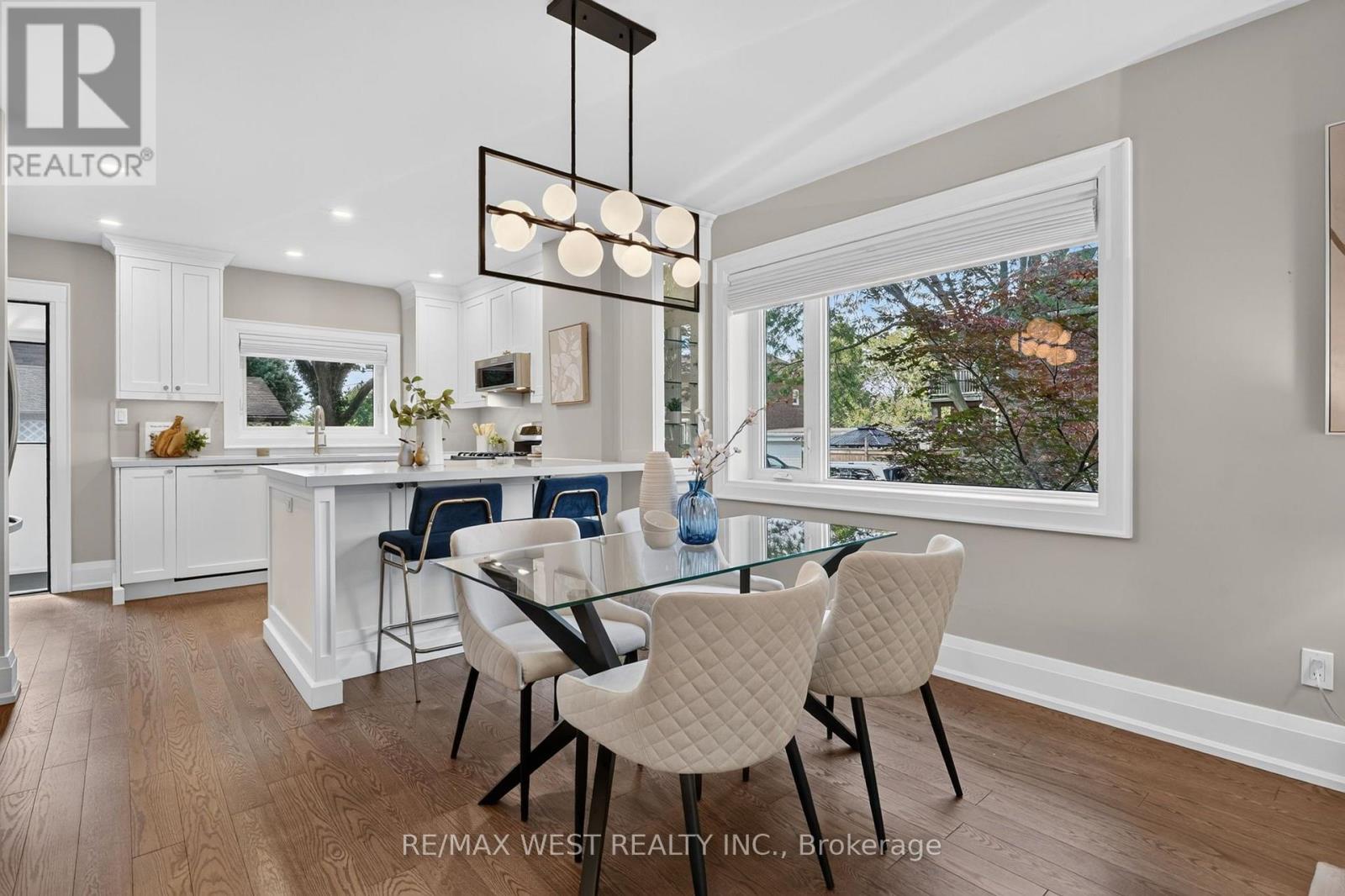 47 Deforest Road, Toronto, Ontario  M6S 1J1 - Photo 12 - W13785306
