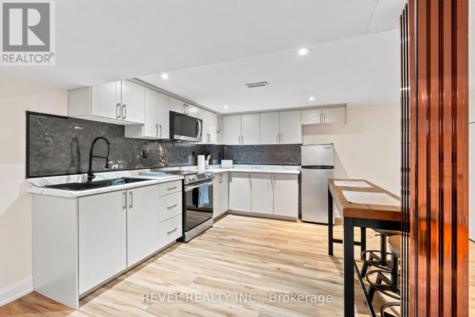 374 Bartley Bull Parkway, Brampton, Ontario  L6W 2L8 - Photo 15 - W13785340
