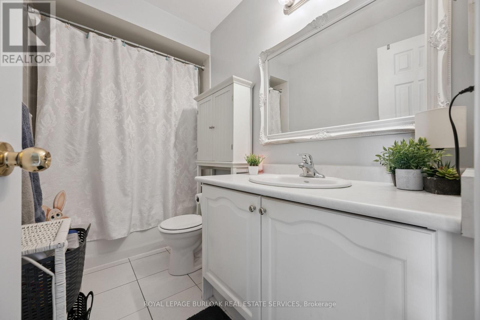 1983 Rackus Crescent, Mississauga, Ontario L5J 0A6 - Photo 36 - W13785374