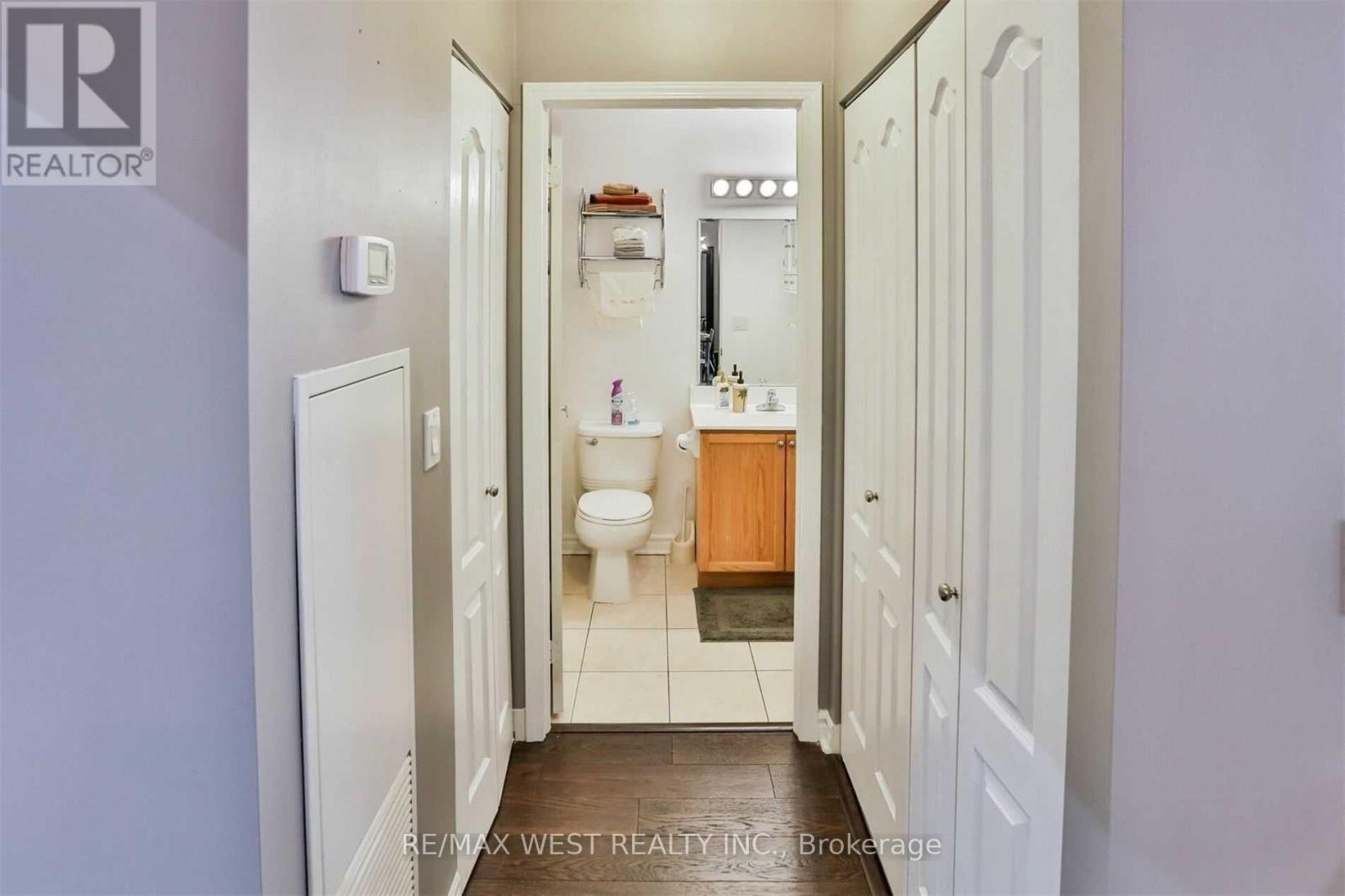 Gv-108 - 330 Princess Royal Drive, Mississauga, Ontario L5B 4M8 - Photo 16 - W13785378