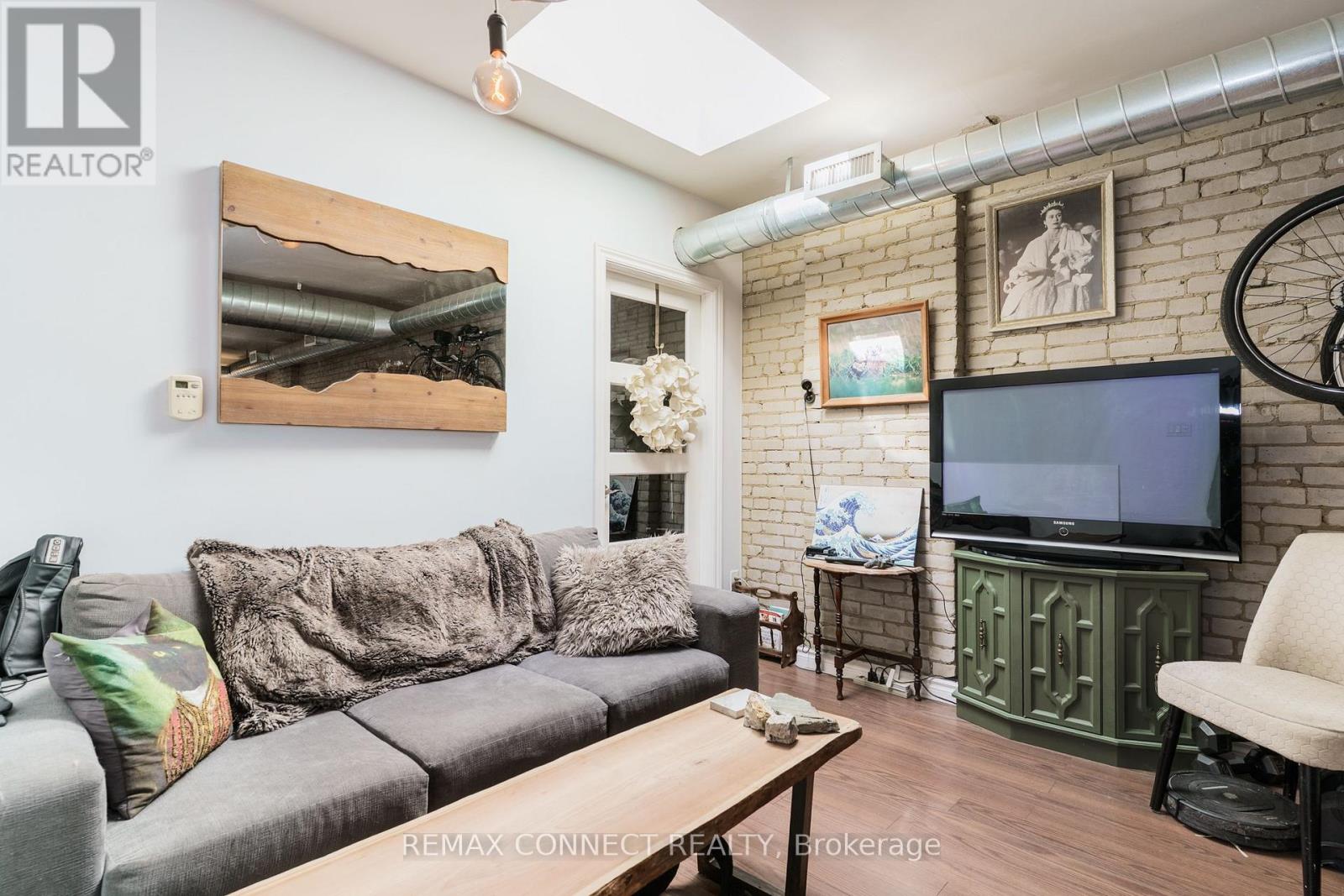 359 Roncesvalles Avenue, Toronto, Ontario  M6R 2M8 - Photo 24 - W13785392