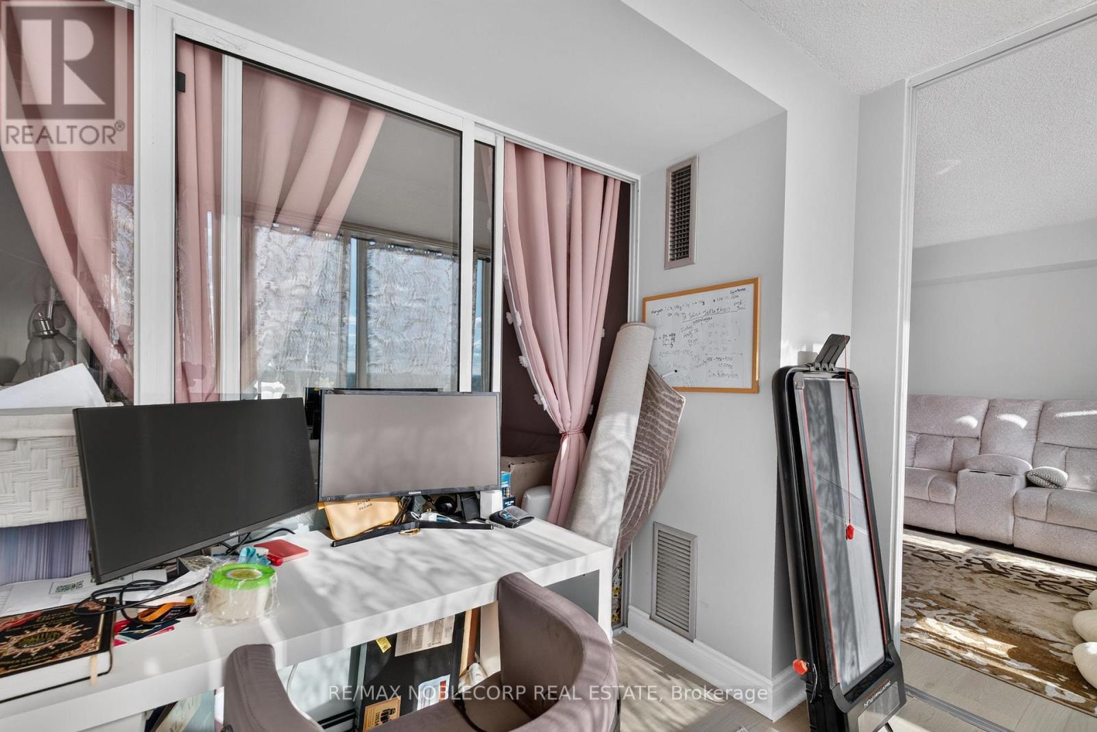 1603 - 22 Hanover Road, Brampton, Ontario L6S 5K7 - Photo 22 - W13785404