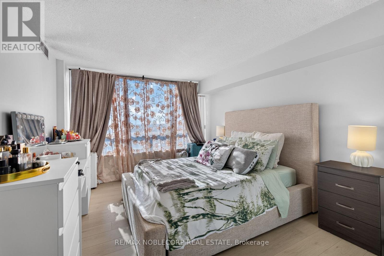 1603 - 22 Hanover Road, Brampton, Ontario L6S 5K7 - Photo 24 - W13785404