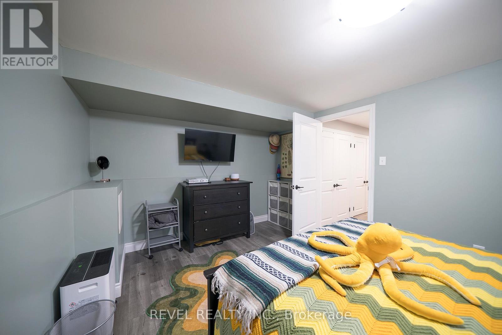 17 Flynn Avenue, Cambridge, Ontario  N3C 2T8 - Photo 25 - X13785244