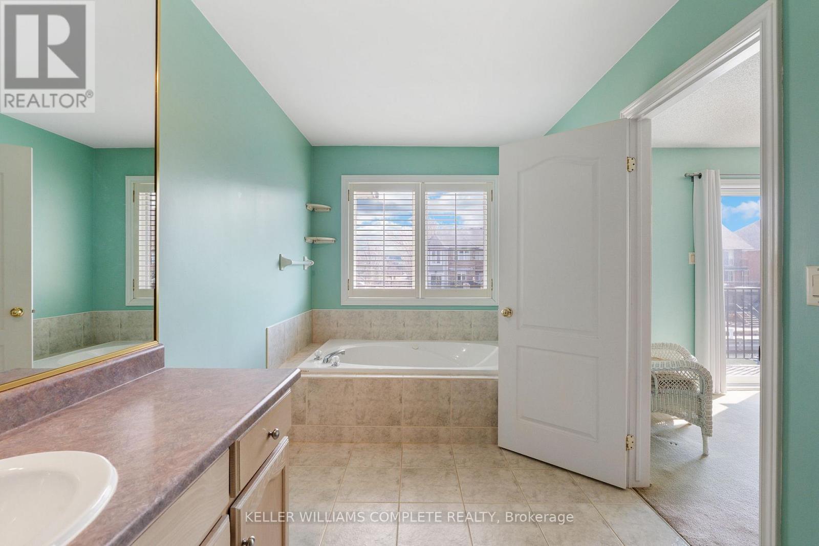 10 - 85 Edgewater Drive, Hamilton, Ontario  L8E 4Z2 - Photo 24 - X13785286