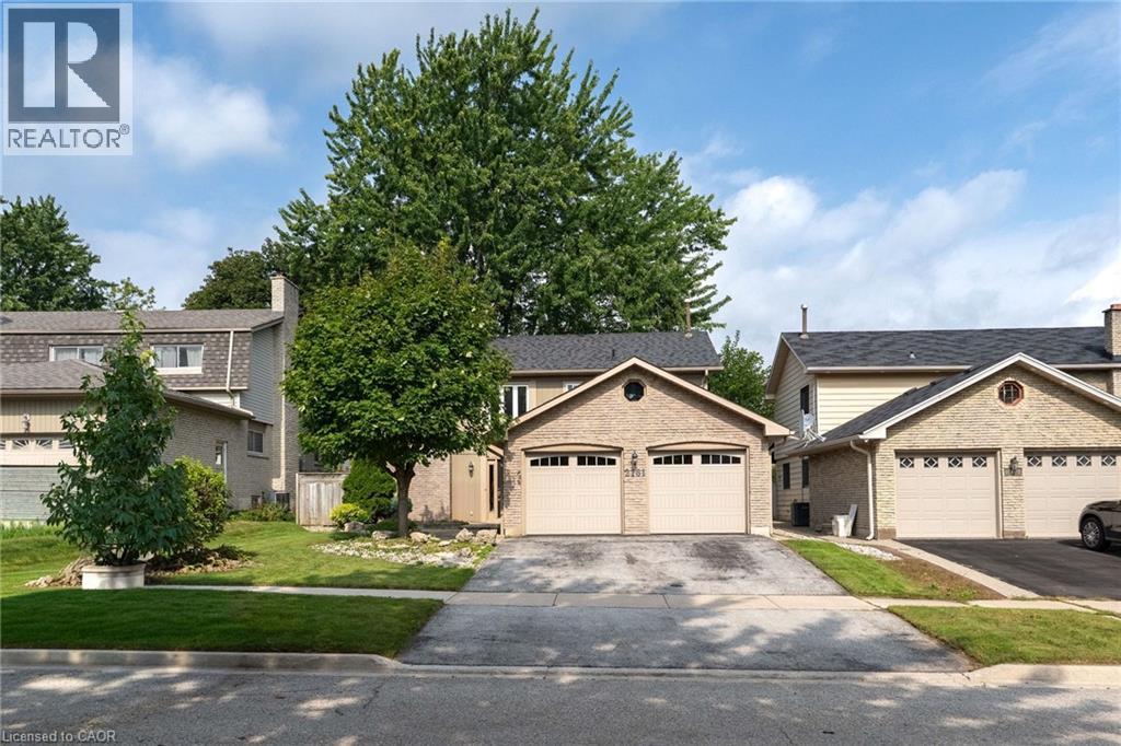 2161 DEVLIN Drive, Burlington, Ontario