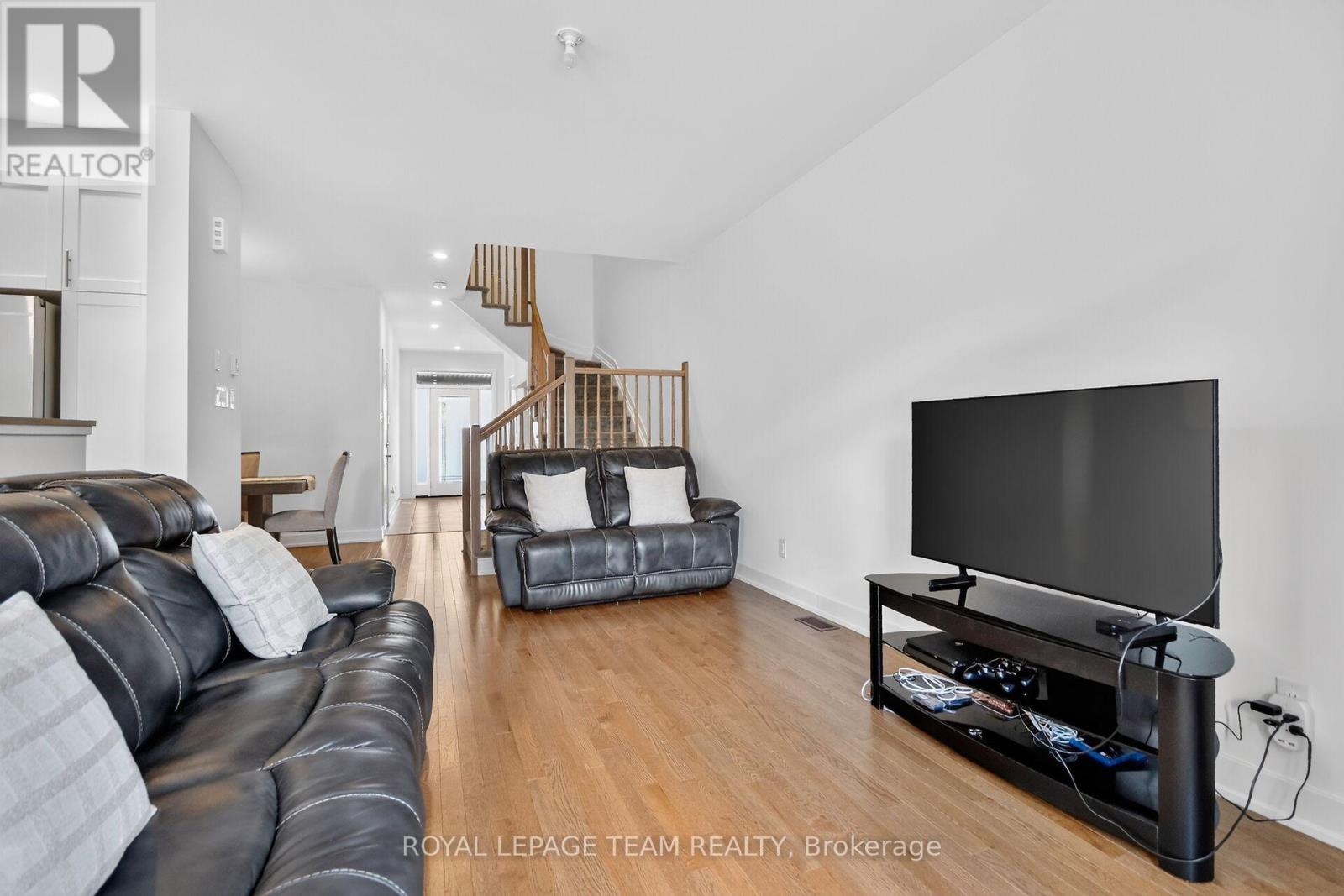 41 Moosonee Crescent, Ottawa, Ontario K4M 0M1 - Photo 6 - X13729924