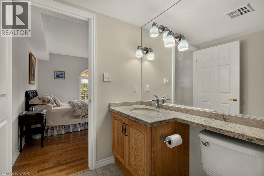 908 Mohawk Road E Unit# 305, Hamilton, Ontario  L8T 2R8 - Photo 24 - 40863347