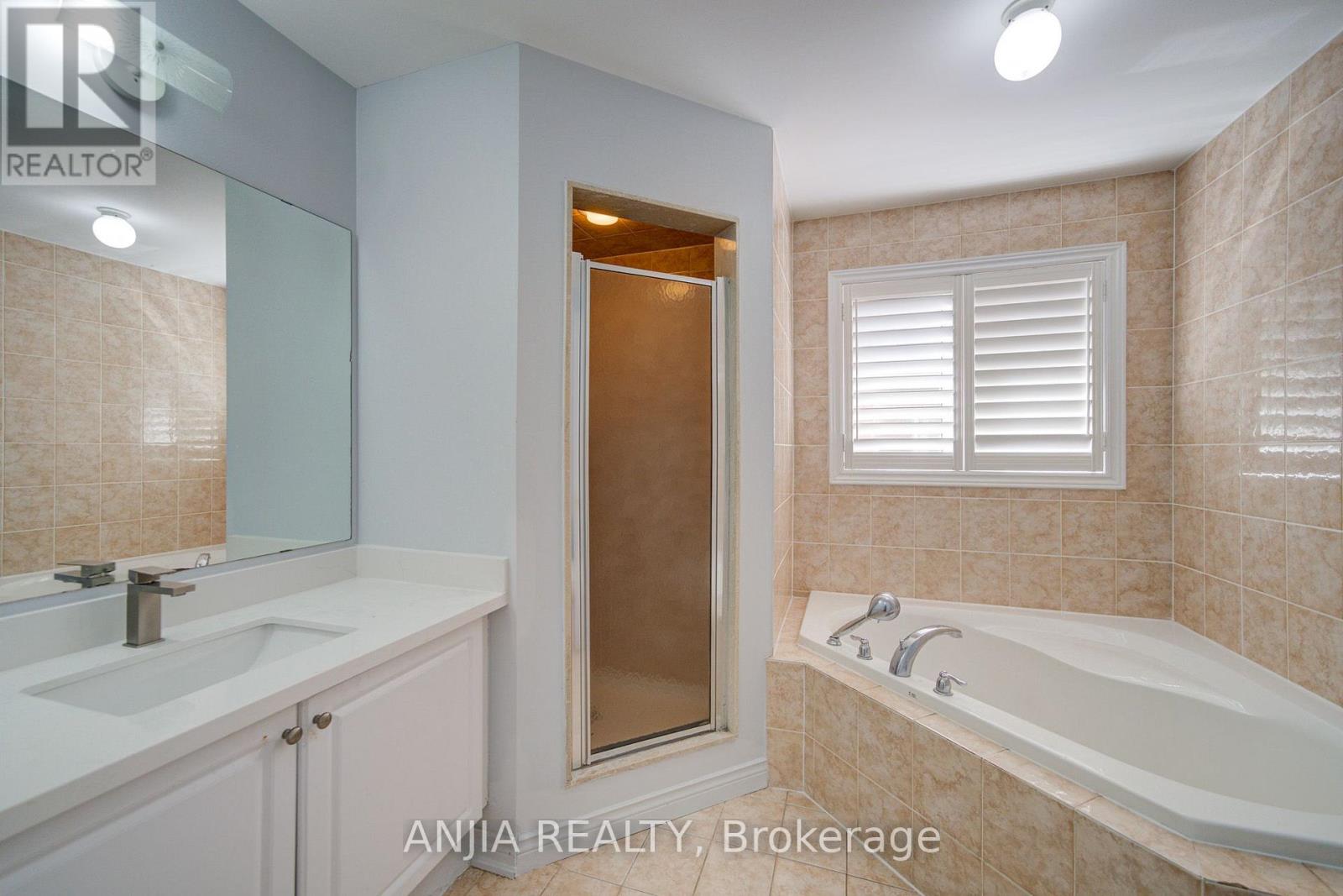 74 Batchford Crescent, Markham, Ontario  L6B 0C2 - Photo 33 - N13783486