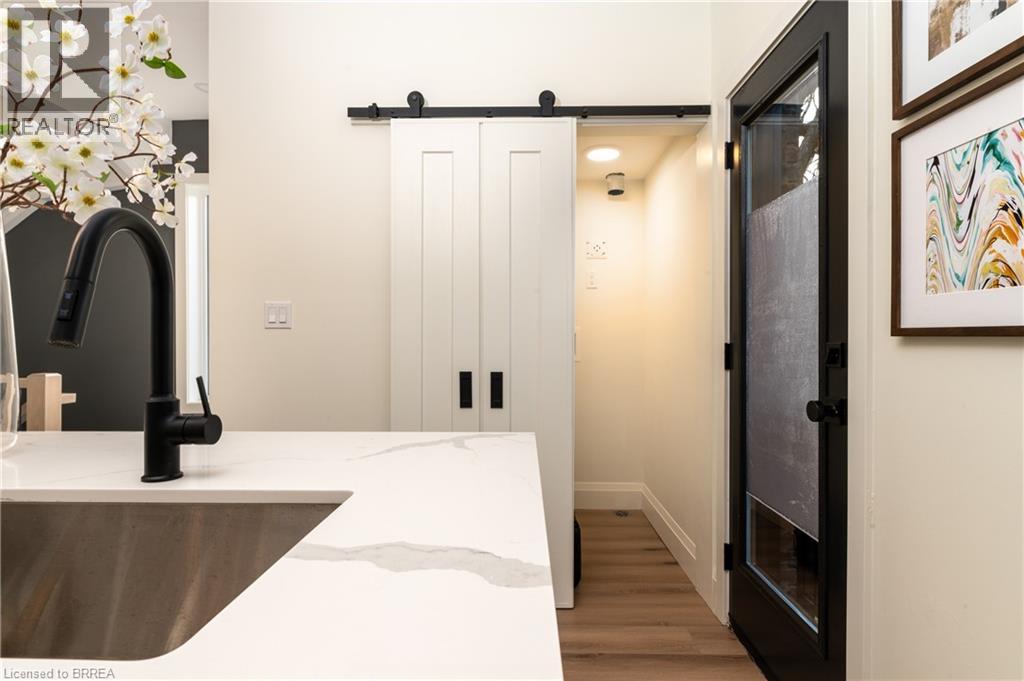 163 Grand River Avenue Unit# 2, Brantford, Ontario  N3T 4X7 - Photo 10 - 40863251