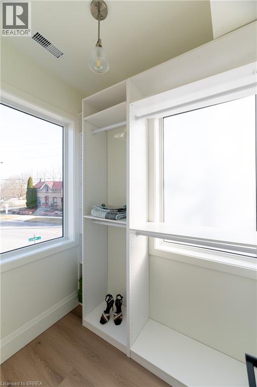 163 Grand River Avenue Unit# 2, Brantford, Ontario  N3T 4X7 - Photo 14 - 40863251