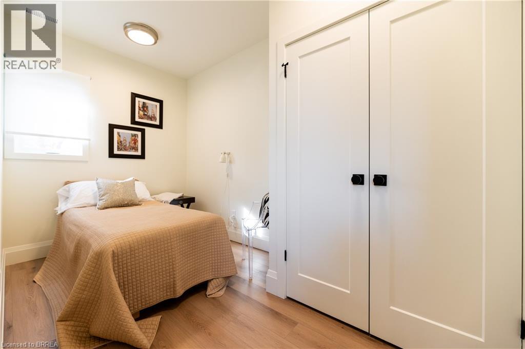 163 Grand River Avenue Unit# 2, Brantford, Ontario  N3T 4X7 - Photo 17 - 40863251