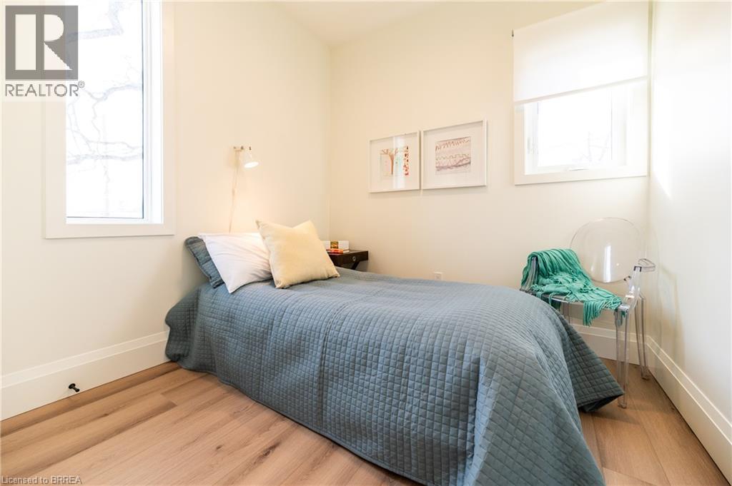 163 Grand River Avenue Unit# 2, Brantford, Ontario  N3T 4X7 - Photo 18 - 40863251