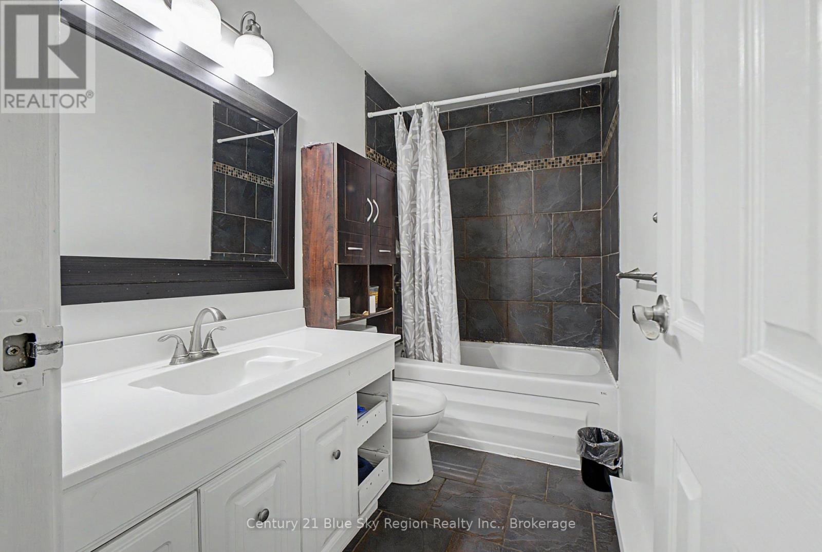 677 Tackaberry Drive, North Bay, Ontario  P1B 8R1 - Photo 19 - X13641666