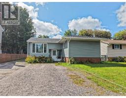 677 TACKABERRY DRIVE, North Bay, Ontario