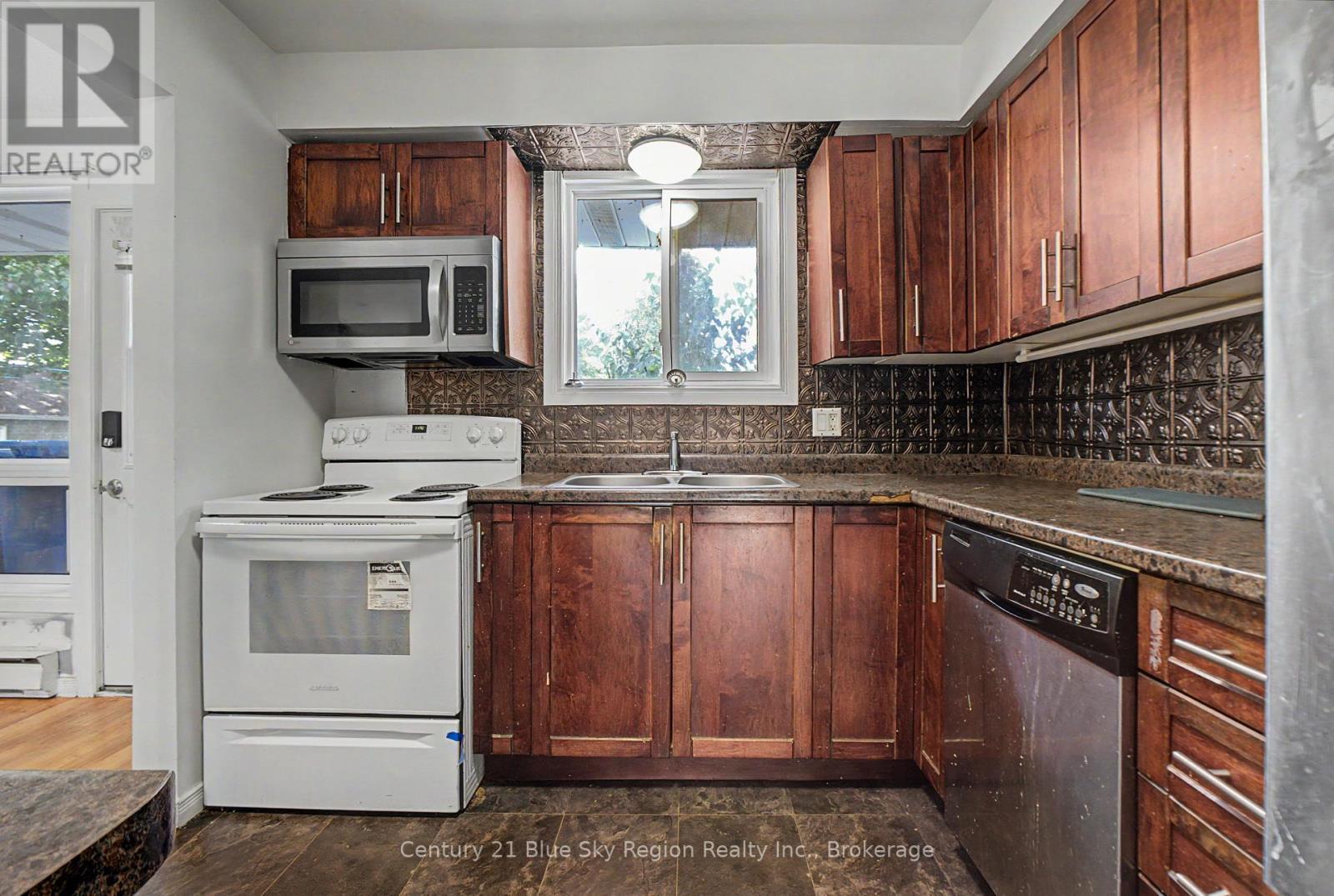 677 Tackaberry Drive, North Bay, Ontario  P1B 8R1 - Photo 15 - X13641666