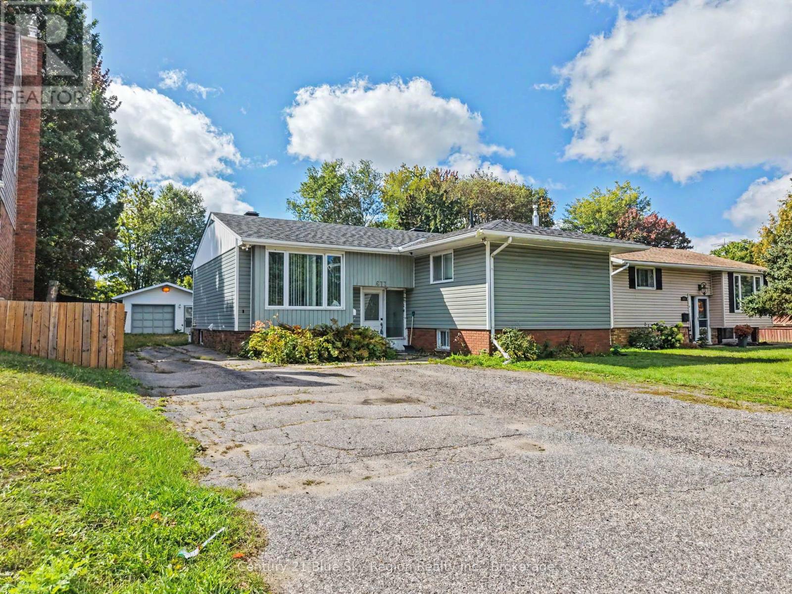 677 Tackaberry Drive, North Bay, Ontario  P1B 8R1 - Photo 9 - X13641666