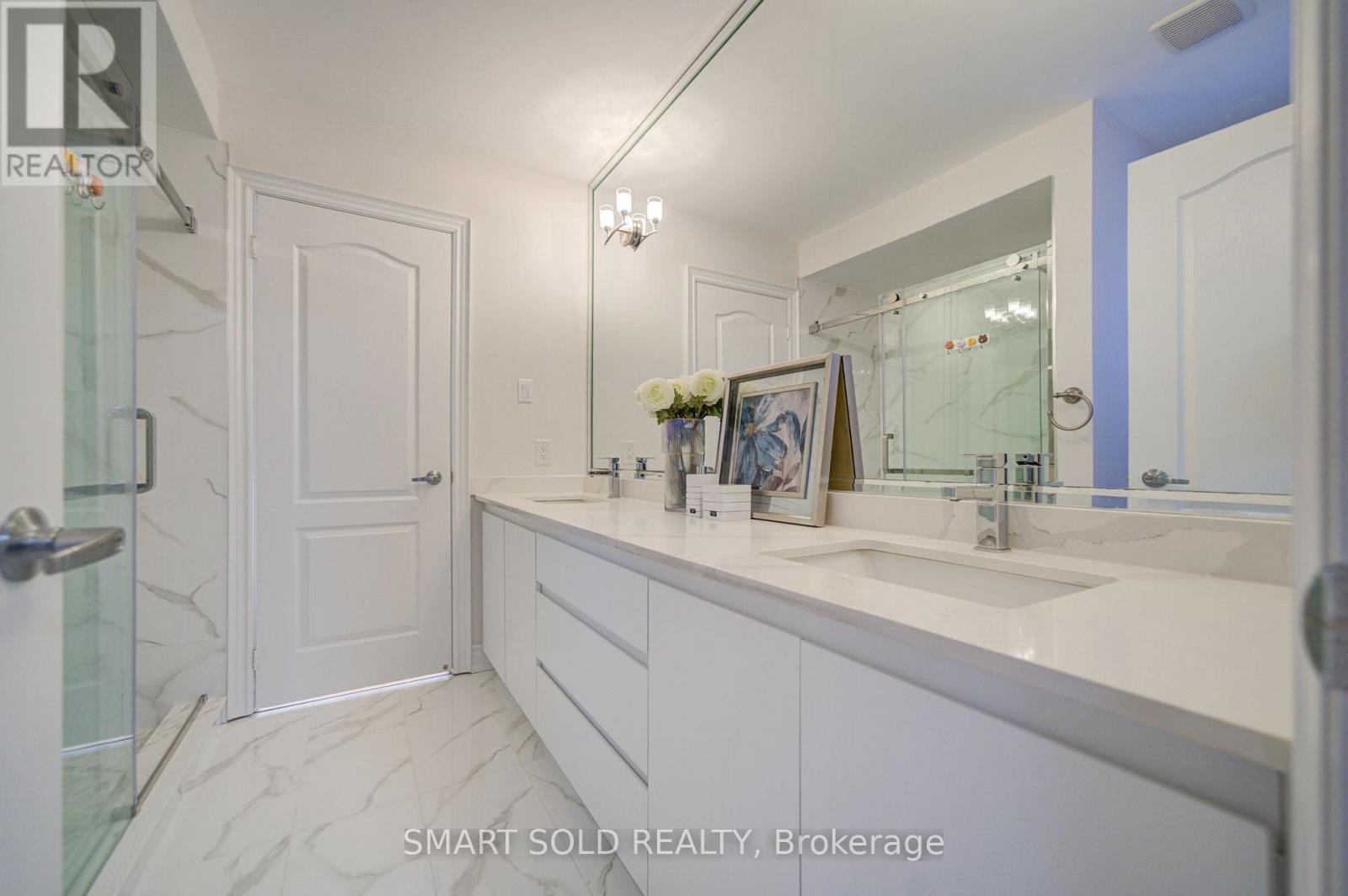 61 Aladdin Crescent, Richmond Hill, Ontario  L4S 2T2 - Photo 37 - N13783586