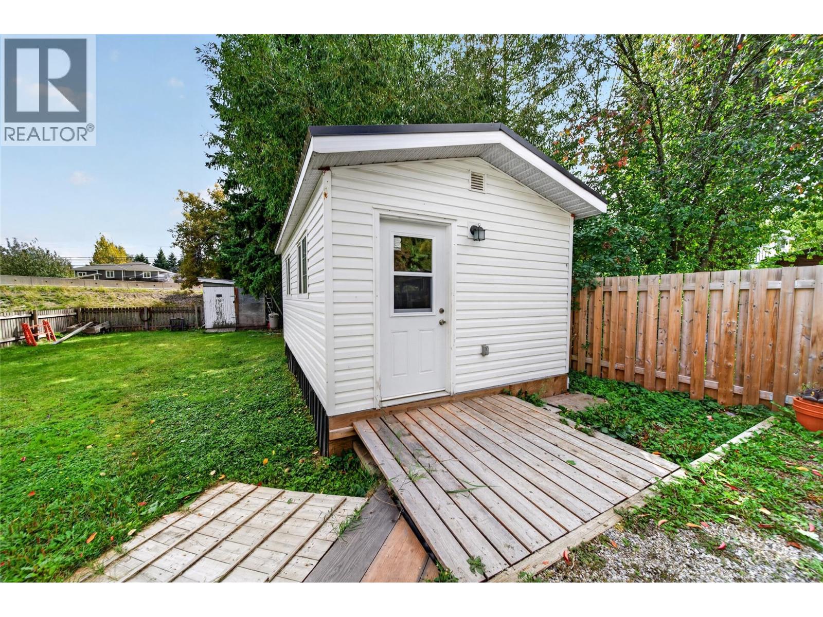 242 Hartley Street, Fernie, British Columbia  V0B 1M1 - Photo 36 - 10400687