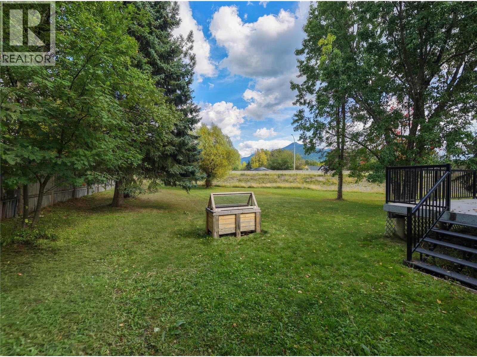 242 Hartley Street, Fernie, British Columbia  V0B 1M1 - Photo 45 - 10400687