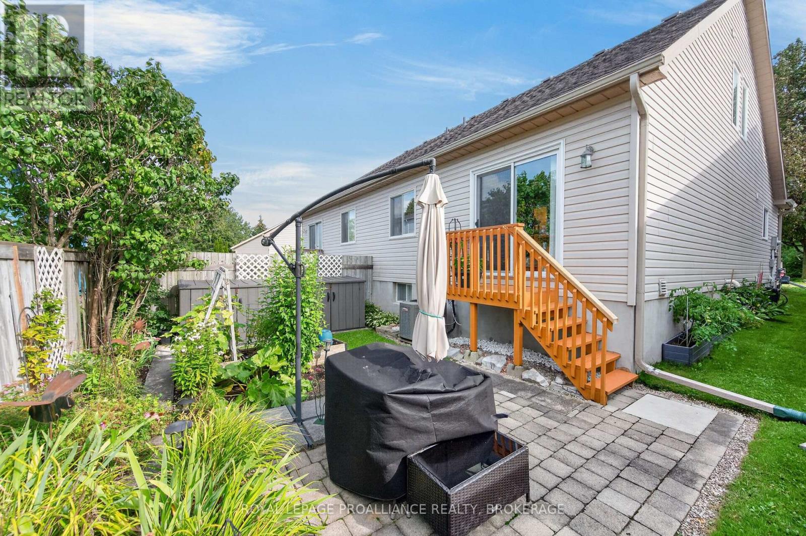 733 Shires Way, Kingston, Ontario  K7M 8X9 - Photo 30 - X13785516