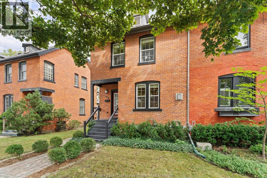 786 Monmouth, Windsor, Ontario  N8Y 3L2 - Photo 3 - 26022375
