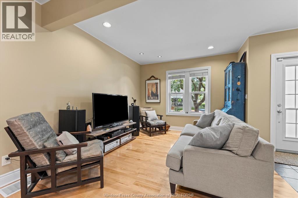 786 Monmouth, Windsor, Ontario  N8Y 3L2 - Photo 10 - 26022375