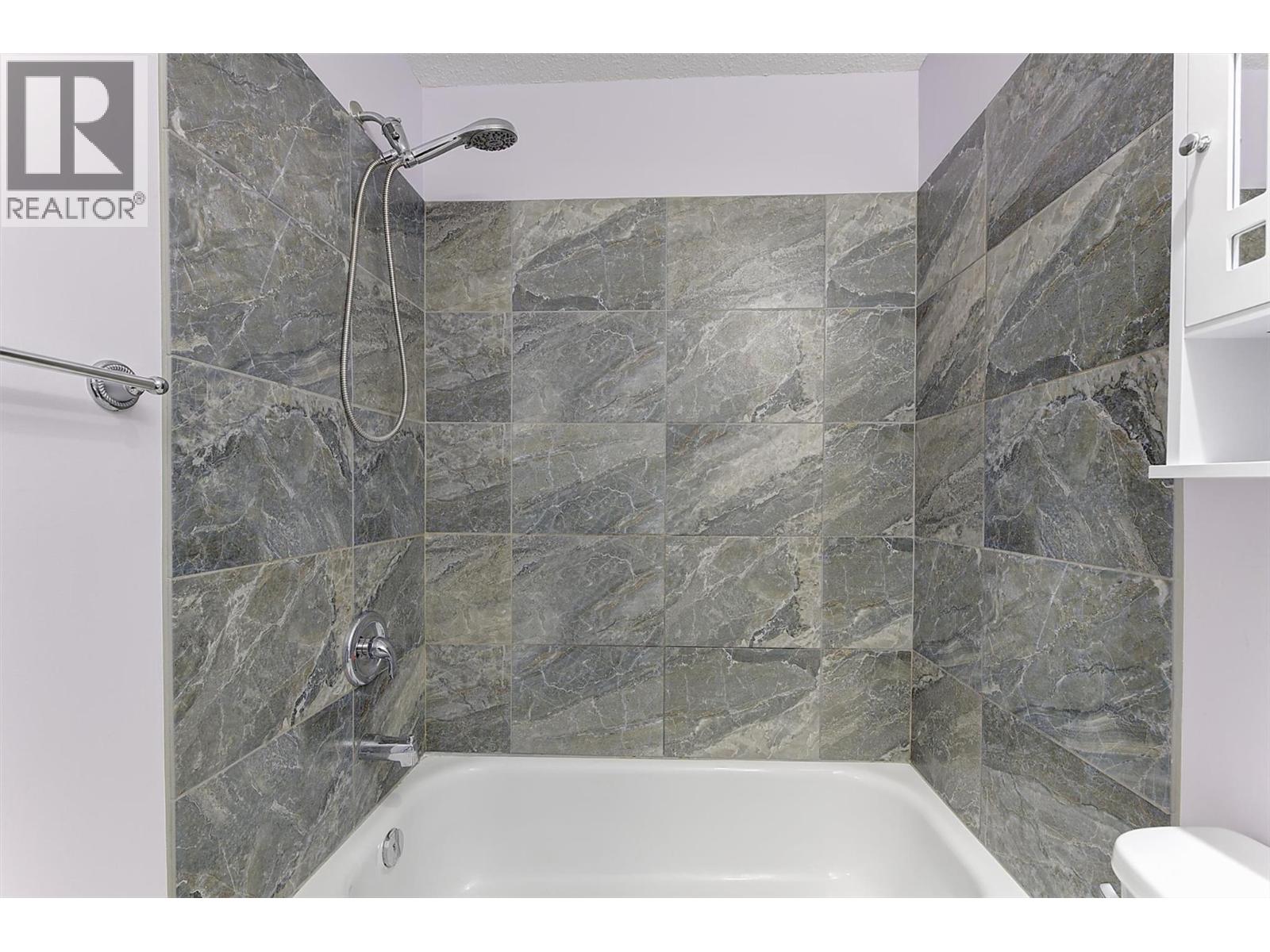 625 Rowcliffe Avenue Unit# 101, Kelowna, British Columbia  V1Y 5Y8 - Photo 10 - 10400516