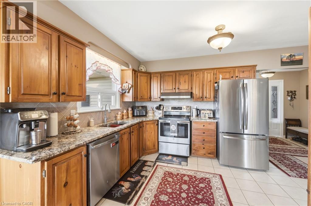 4276 Westbrook Road, Binbrook, Ontario  L0R 1C0 - Photo 9 - 40860194