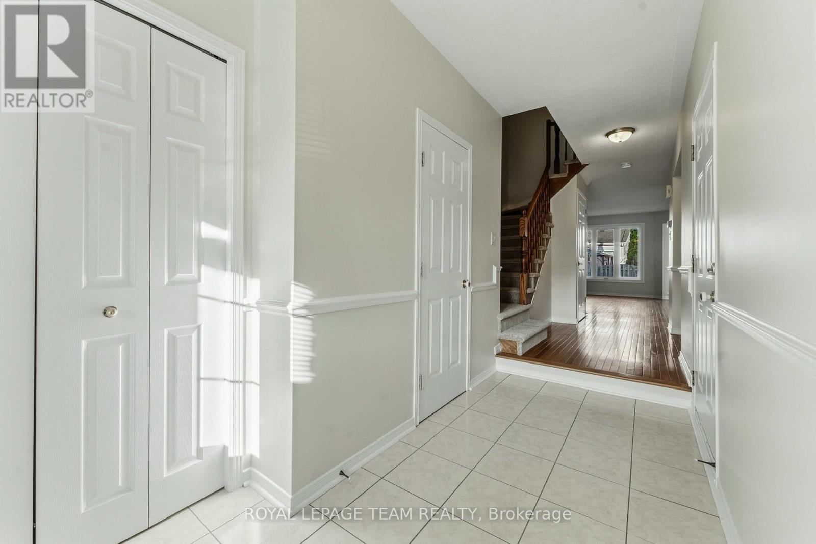 999 Cove Island Terrace, Ottawa, Ontario  K1V 1R3 - Photo 4 - X13785574