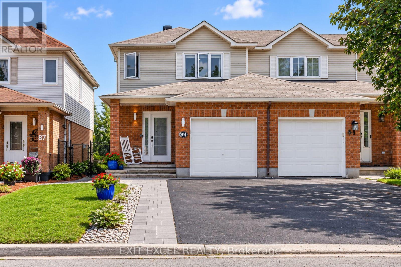 89 FORESTGLADE CRESCENT, Ottawa, Ontario