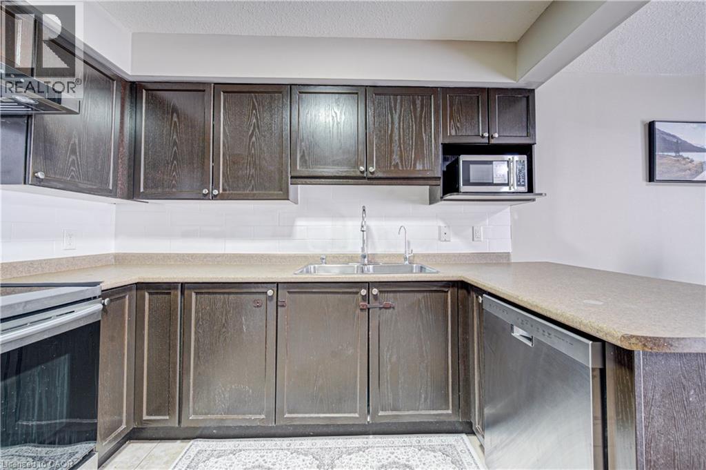 300 Fallowfield Drive Unit# 21, Kitchener, Ontario  N2C 0A9 - Photo 10 - 40863473