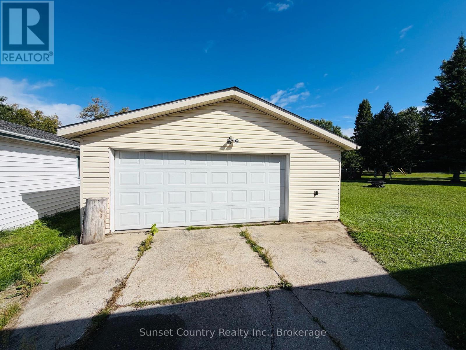 68 Dingwall Parkway, Dryden, Ontario  P8N 1T4 - Photo 3 - X13785464