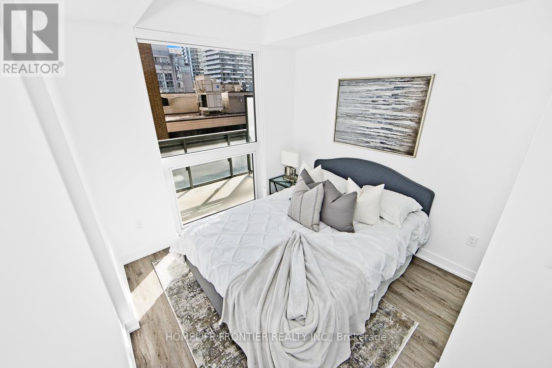 704 - 39 Roehampton Avenue, Toronto, Ontario  M4P 0G1 - Photo 14 - C13785462